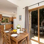 Windmill Villa *