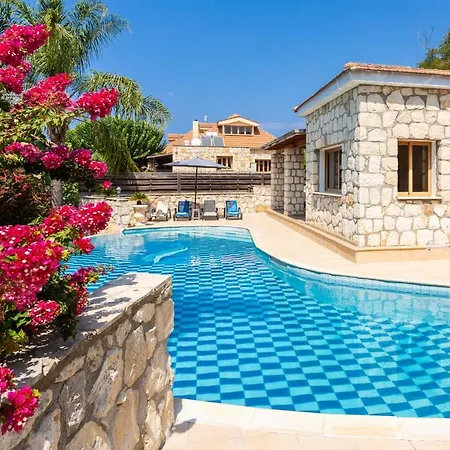 Villa Windmill Polis